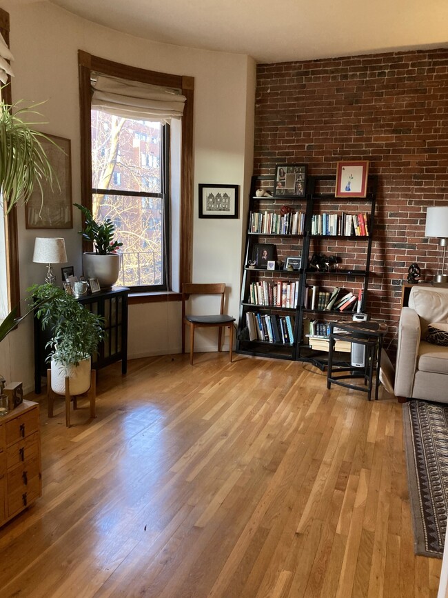 Photo - 752 Tremont St Apartment Unit 2