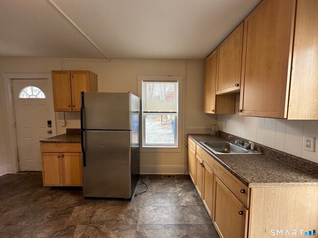 Photo - 162 Norwich Ave Unit 1