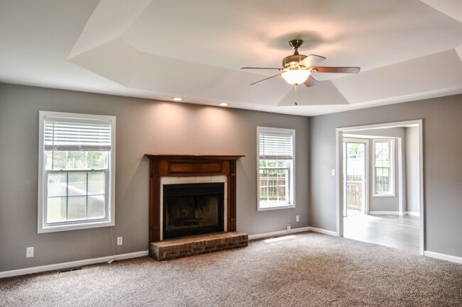 Photo - Pet Friendly Three Bedroom!