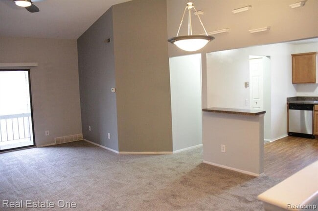 Photo - 21960 Indian Creek Dr