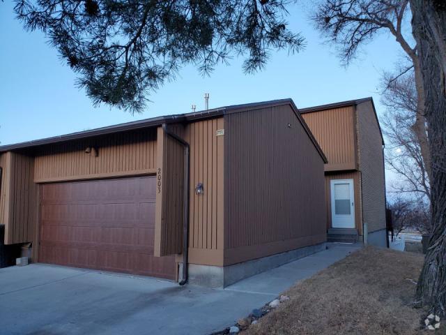 Building Photo - 3 bedroom in Billings MT 59105 Rental