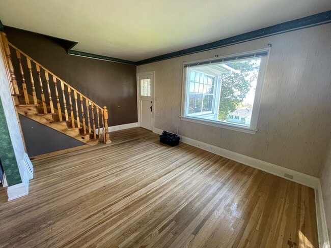 Photo - Incredible Lake Views-Spacious 6 Bedroom Home