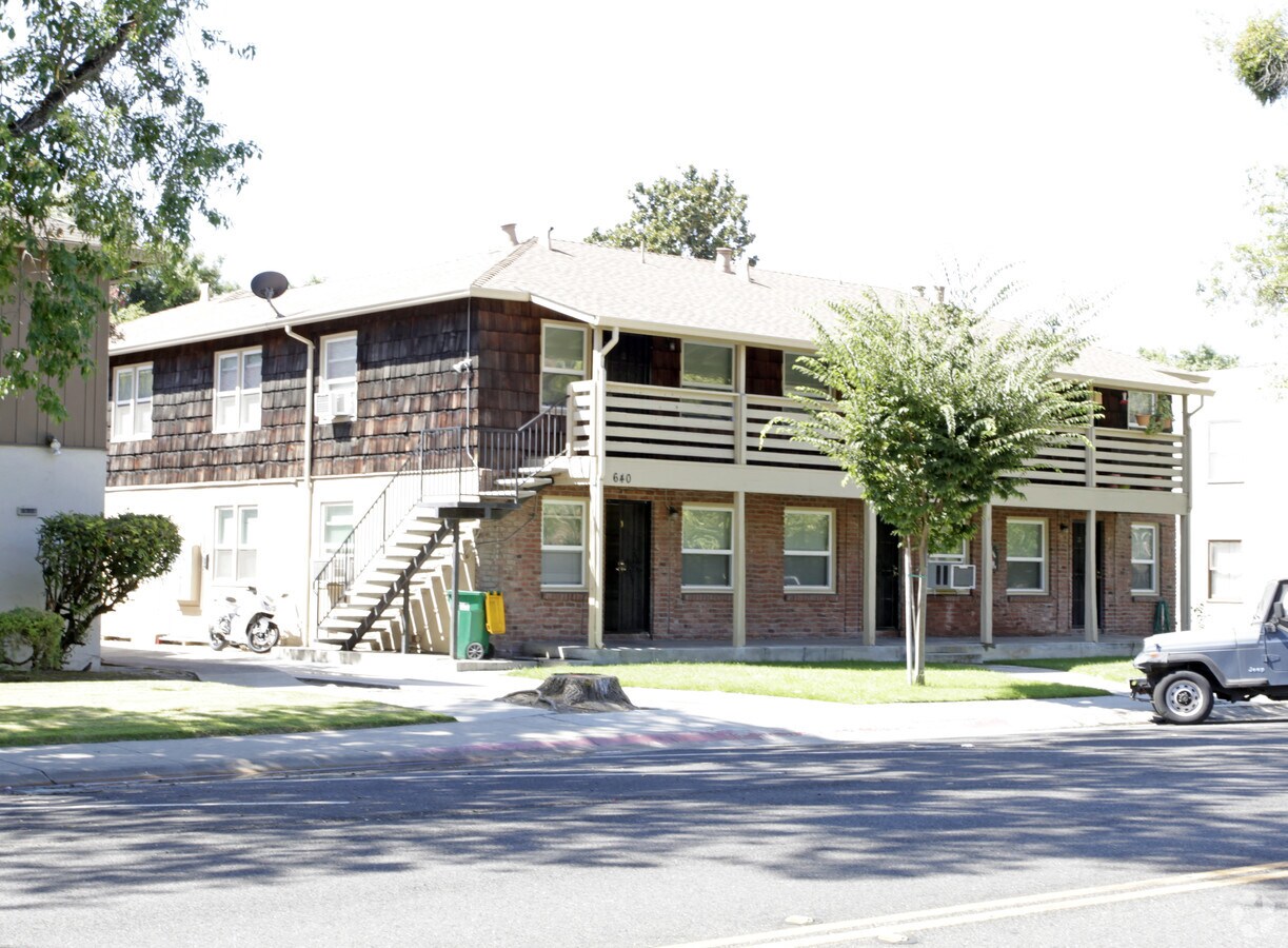 Photo - 640 Dave Brubeck Way