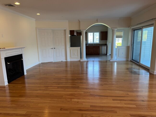 Photo - 200 Harbour Close Unit 202