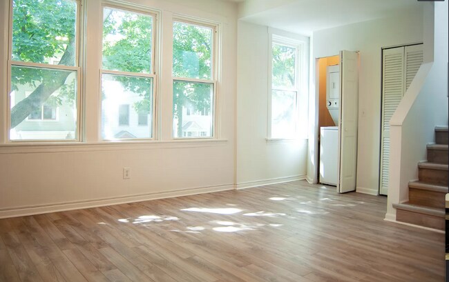 Photo - 2649 N Wayne Ave Condo Unit 2r