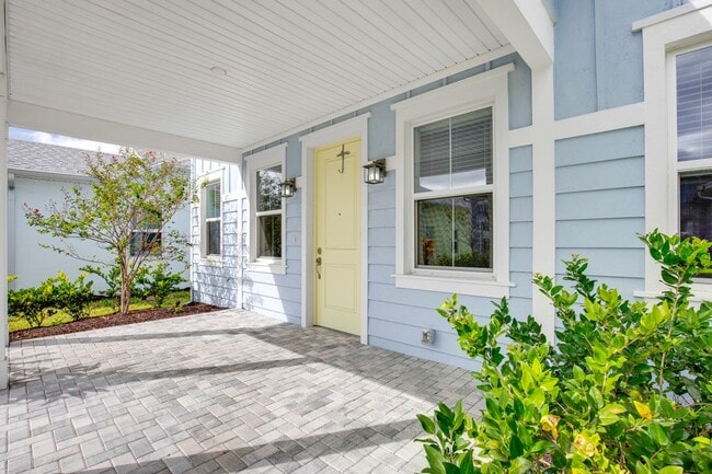 Photo - 513 High Tide Ln