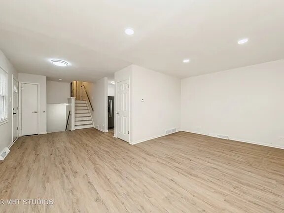 Photo - 9433 S Burnside Ave Casa