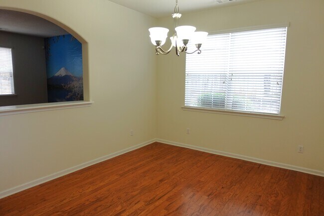 Photo - 115 Roberts Hill Dr