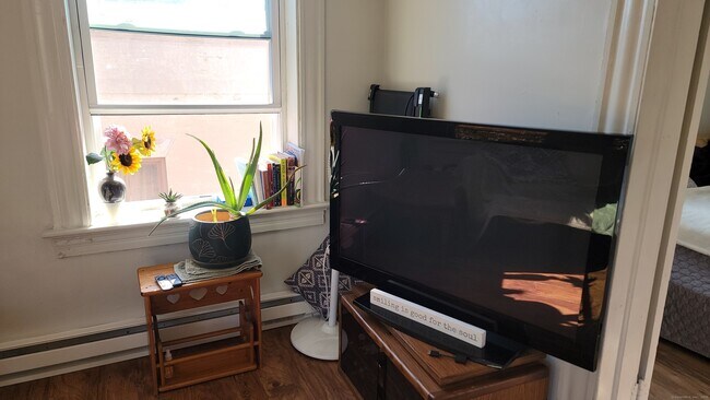 Photo - 255 Main St Unit F