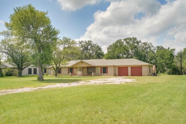 Building Photo - 506 E Palm Valley Blvd