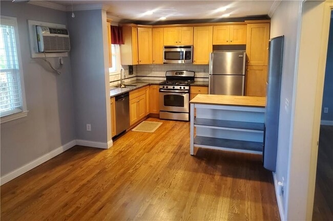 Photo - 1042 St Charles Ave NE Unit 6
