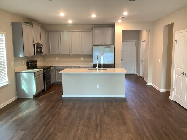 Photo - 300 Anastasia Park Rd