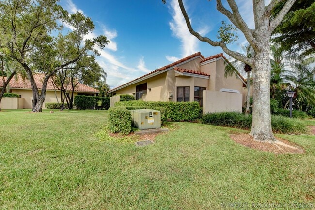 22667 Meridiana Dr