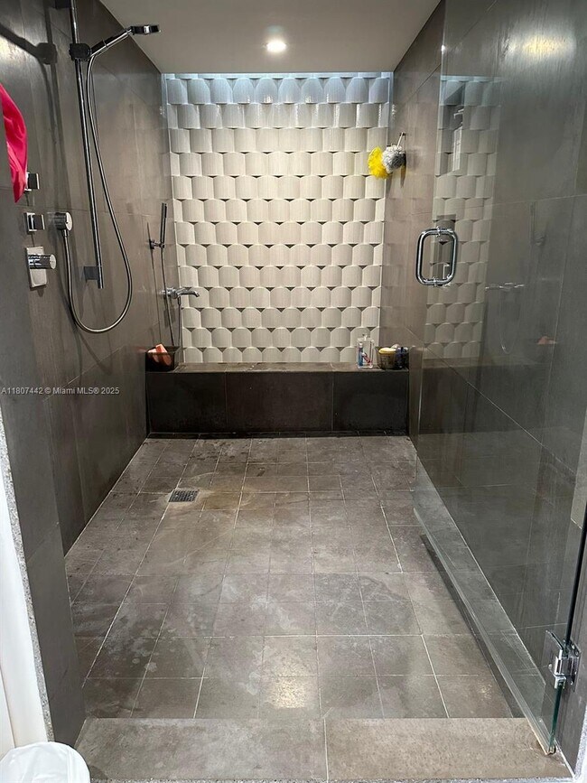 Photo - 1450 Brickell Bay Dr Unit 1907