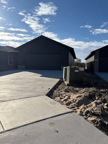 Photo - 4829 N Vassar Ave