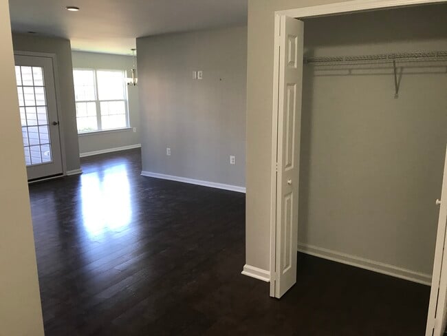 Sala de estar - 6425 Richmond Hwy Unidad 103