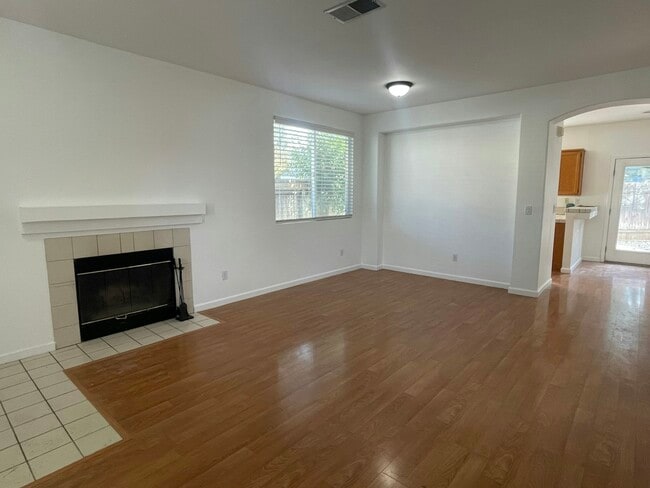 Photo - 1022 Trinita Terrace