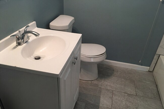 Photo - 324 Macedonia Rd SE