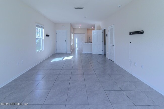 Photo - 890 Observatory Pkwy