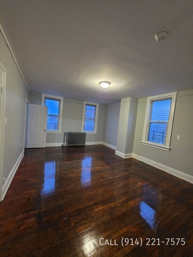 Photo - 120 Waverly St Unit 3