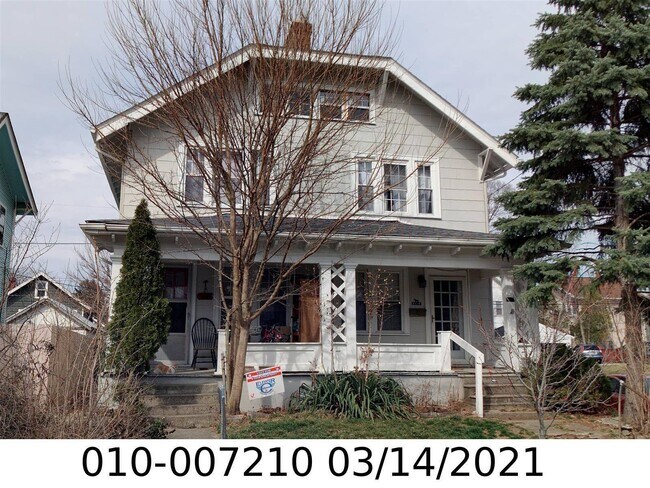 Building Photo - 118 E Kelso Rd Unit 120
