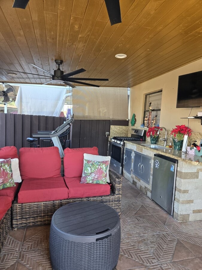 Photo - 1397 W 38th Pl