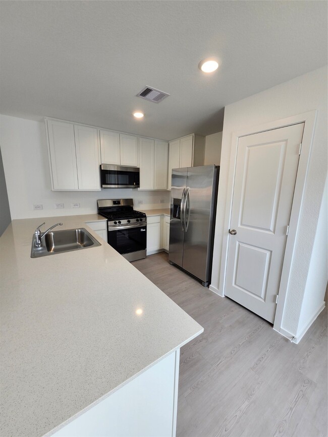 Photo - 12047 Noble Wood Vlg