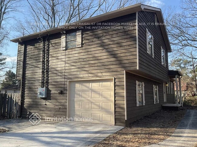 Photo - 71 Landmark Ct SW