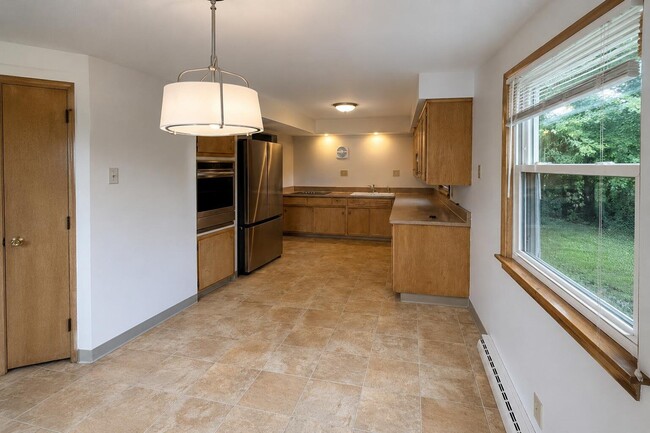Photo - W67N756 Evergreen Blvd
