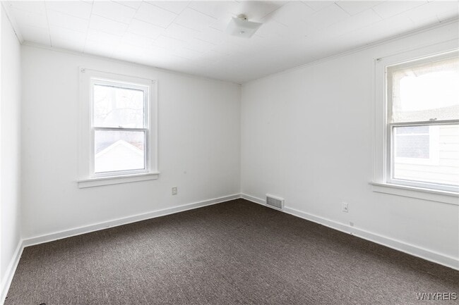 Building Photo - 189 Hamilton Dr