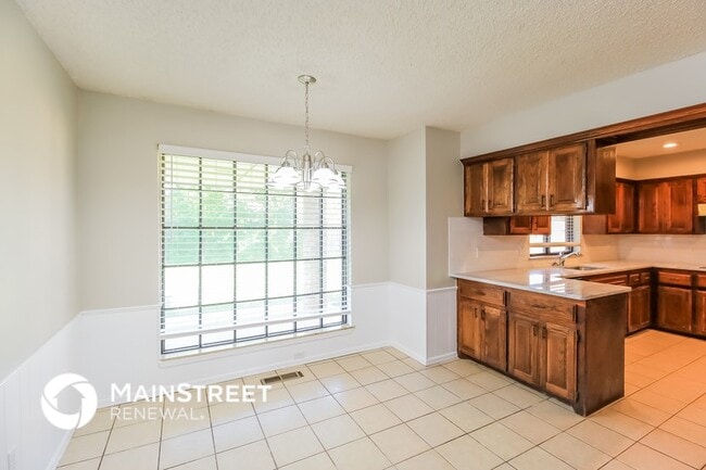 Photo - 8137 NW 82nd St