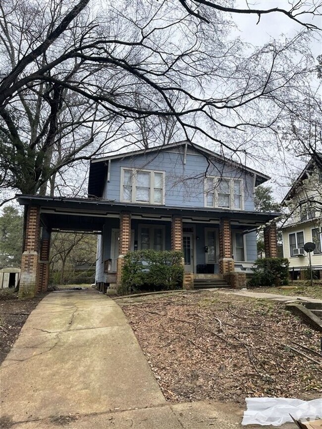 Building Photo - 2 br 1 bath duplex unit for lease | Shreve... Rental