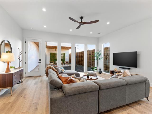 401 Martinique Ave