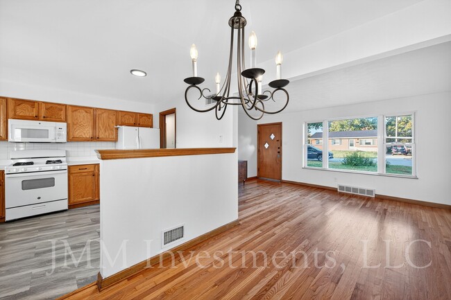 Photo - 4015 Greenmeadows Dr