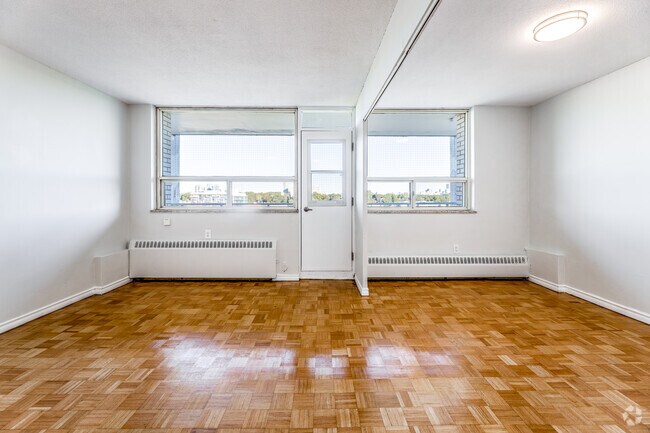 Bachelor - 369SF - Living Room