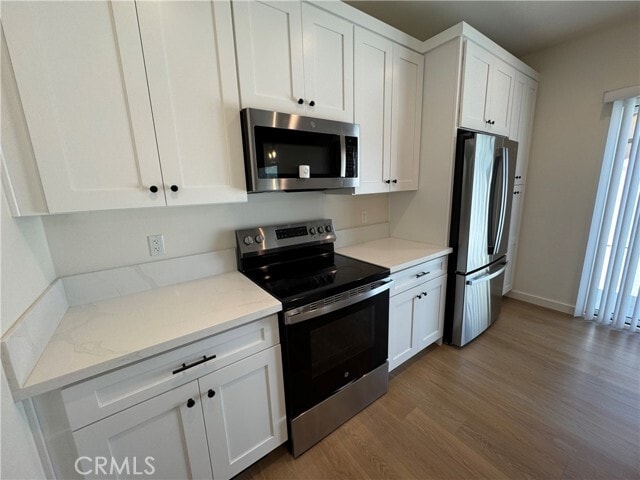 Photo - 15236 Kingsbury St