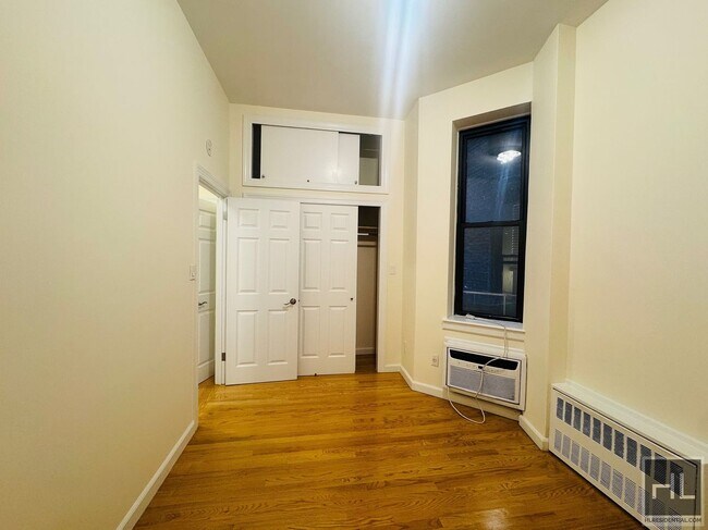 Photo - East 91st Street Unidad 2G