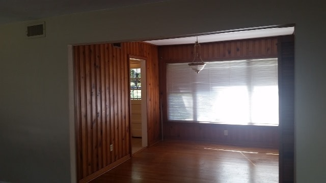 Photo - 282 Jackson Blvd
