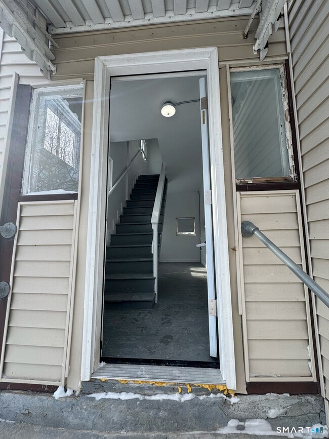 Photo - 54 Overlook Ave Unit B