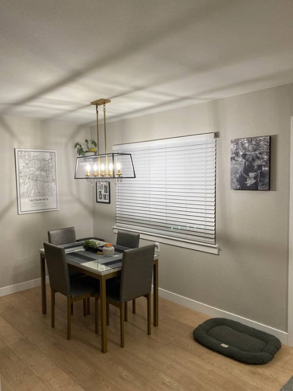 Photo - 3221 Normington Dr Unit Front room