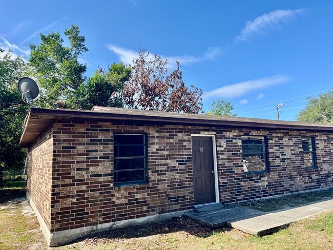 Building Photo - 911 N Iowa Ave Unit 911 N. Iowa Ave Apartment 3