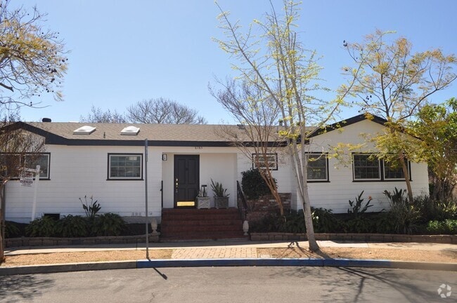 Building Photo - Serra Mesa SFH Detached “4BR/2.5BA + offi... Rental