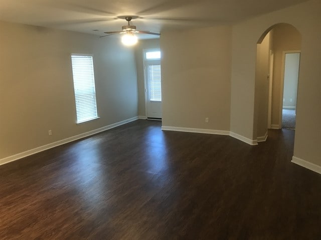 Photo - 24 Chapel Lk N