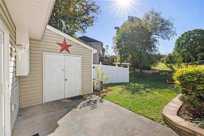 Photo - Two Master Suite Townhouse in Avalon Woods
