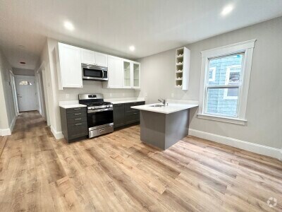Building Photo - 19 Sudan St Unit 2 Rental