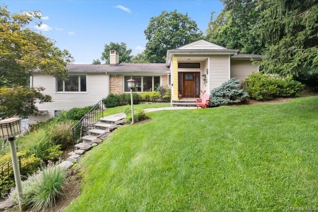 5 Agnes Cir