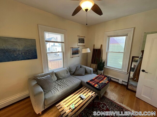 Photo - 12 Claremon St Unit 2