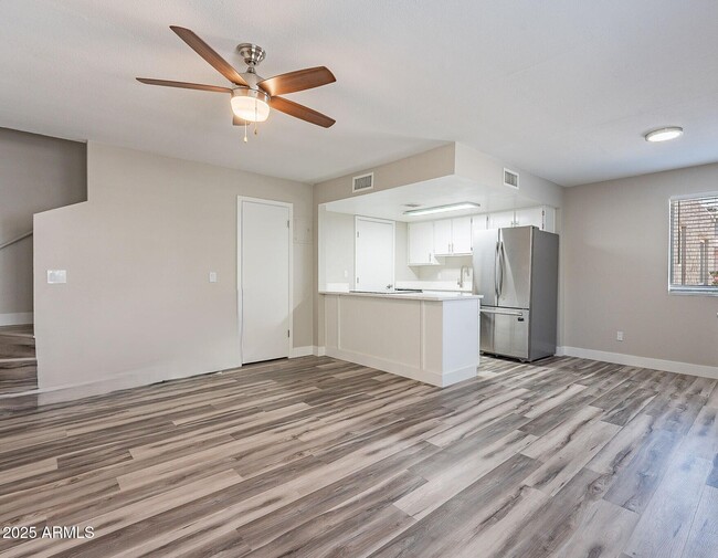 Photo - 4744 E Portland St