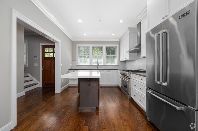 2BR, 2.5BA - 1,940SF - Kitchen - Luxury Townhouses