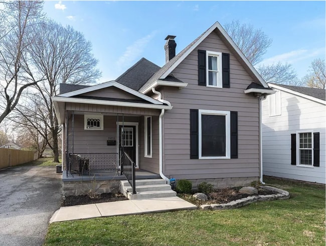 Building Photo - 4 Bedroom, Two Story House